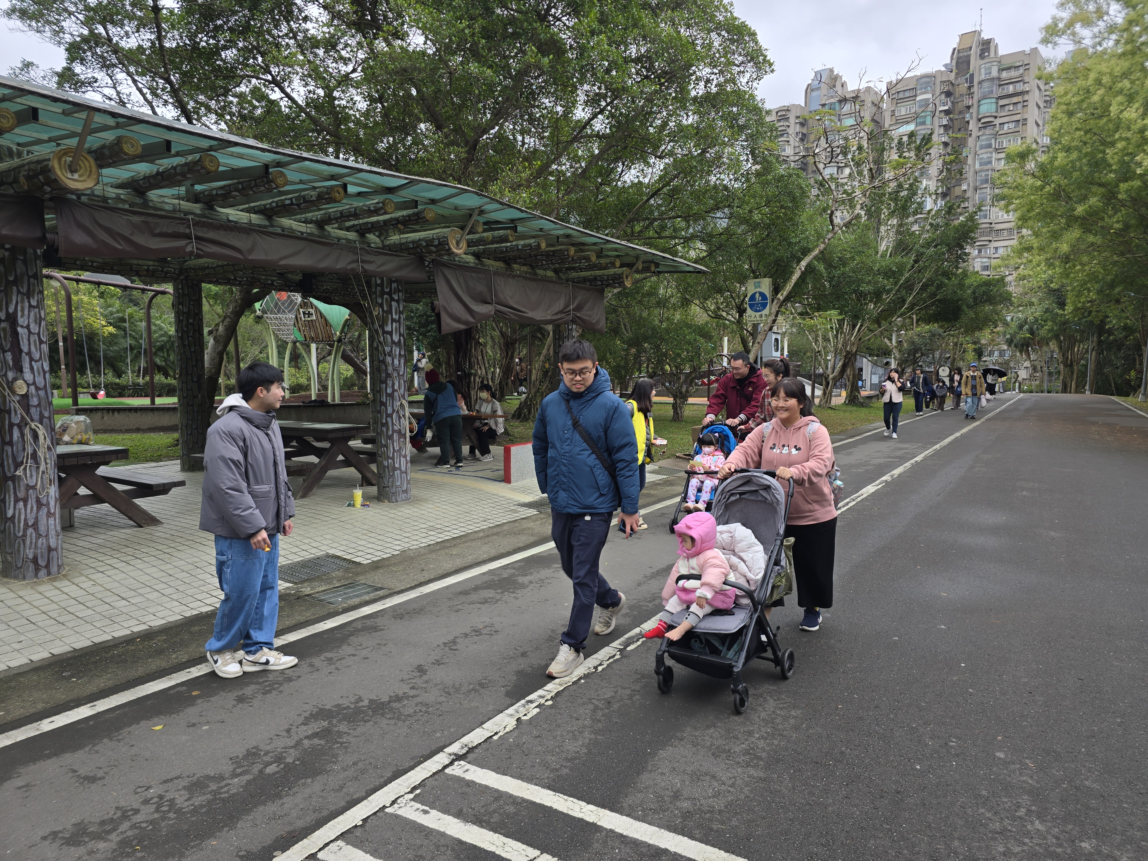 1150207-06.jpg (4.73 MB)