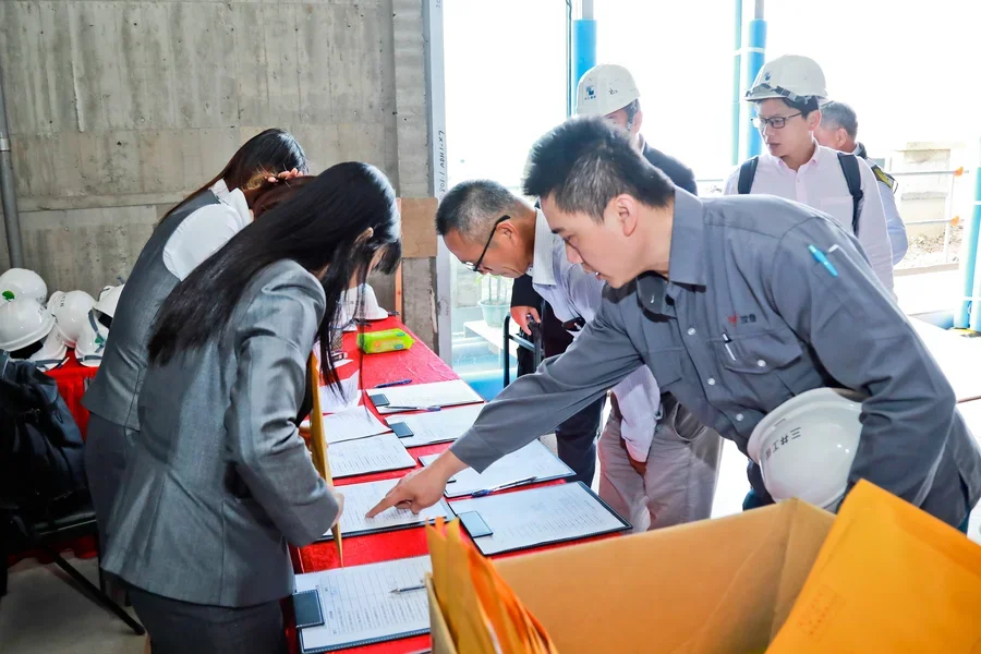 圖片說明：會場簽到。