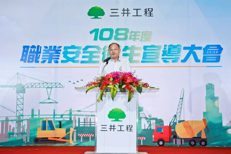 圖片說明：顏總經理致詞。