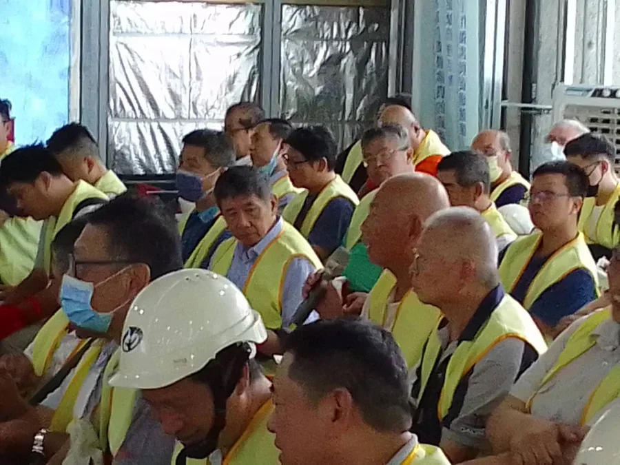 圖片說明：綜合座談(與會者提問)。